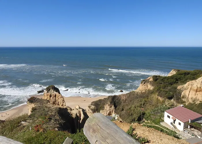 Aldeamento Turístico Aldeia Na - Vale Furado